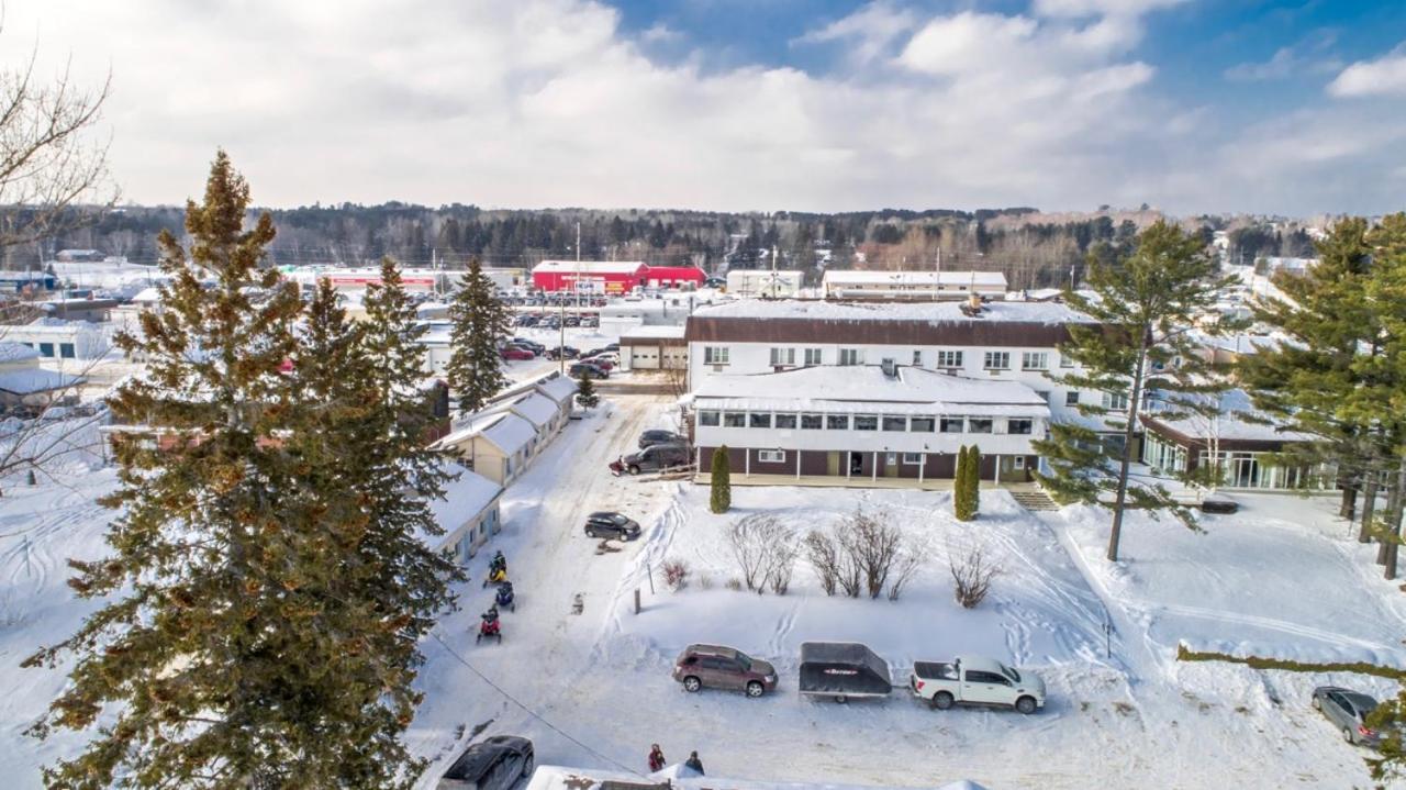 Caswell Resort Sundridge Exterior photo