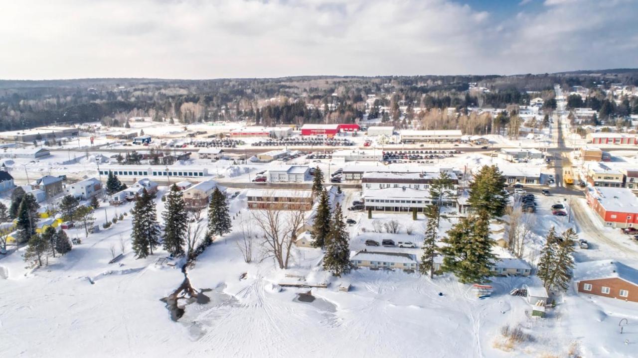 Caswell Resort Sundridge Exterior photo